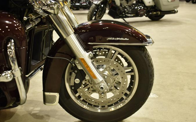 2022 Harley-Davidson Tri Glide Ultra FLHTCUTG