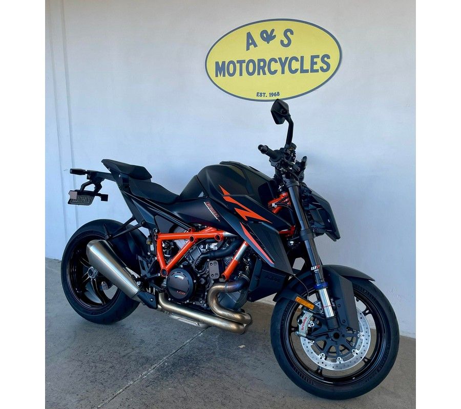 2024 KTM 1390 SUPER DUKE R EVO