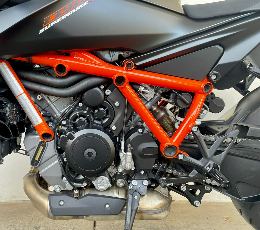 2024 KTM 1390 SUPER DUKE R EVO