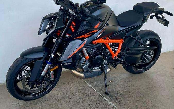 2024 KTM 1390 SUPER DUKE R EVO