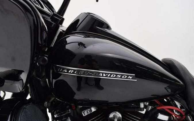 2019 Harley-Davidson® FLTRXS - Road Glide® Special