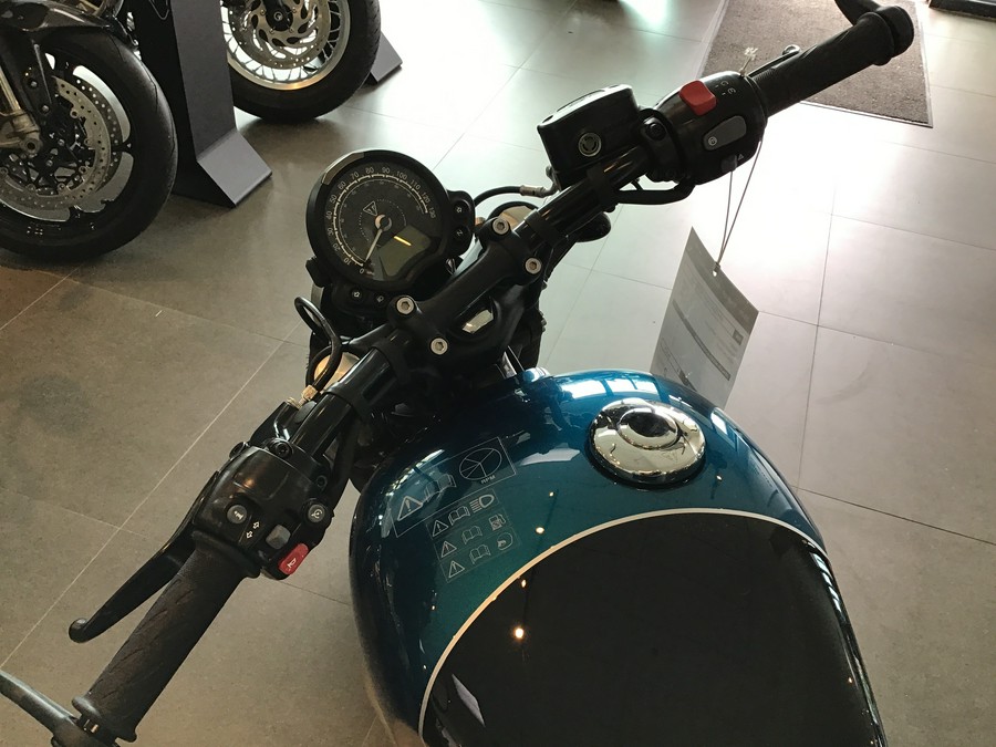 2026 Triumph Bonneville Bobber
