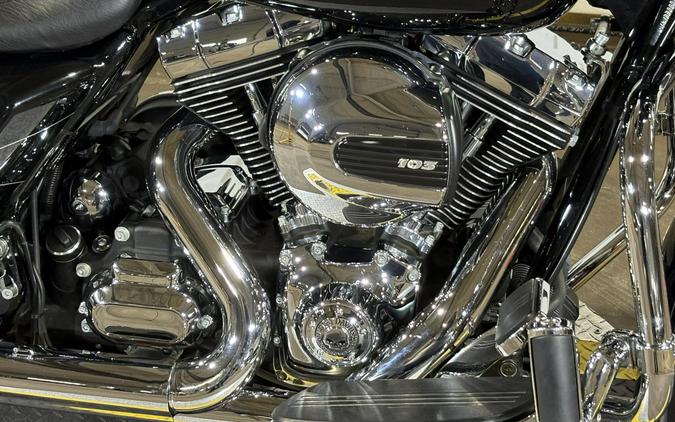 2016 Harley-Davidson® Street Glide® Special Vivid Black