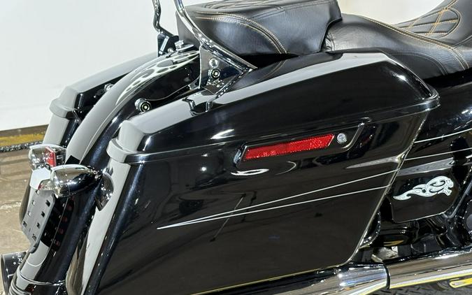 2016 Harley-Davidson® Street Glide® Special Vivid Black