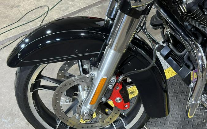 2016 Harley-Davidson® Street Glide® Special Vivid Black