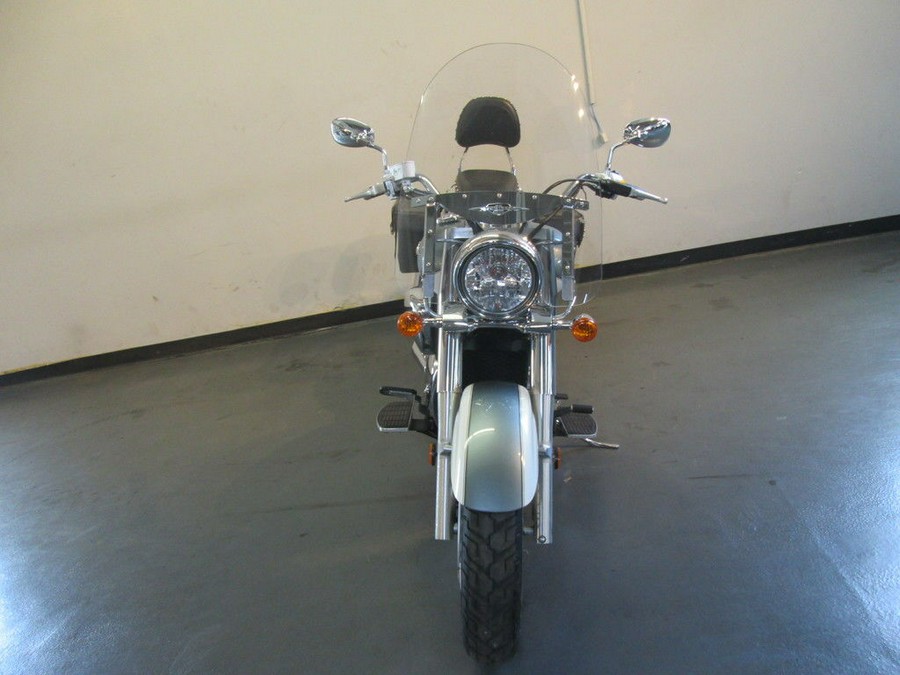 2011 Suzuki Boulevard C50T