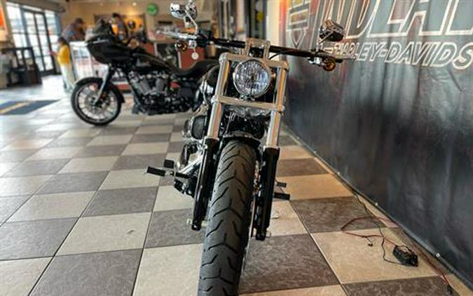 2016 Harley-Davidson Breakout®