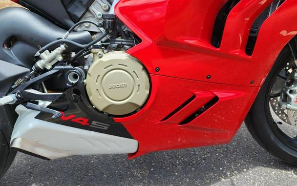 2024 Ducati Panigale V4 S Red