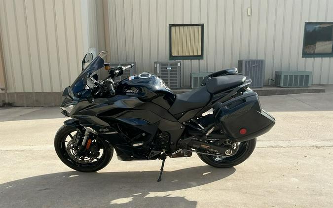 2021 Kawasaki Ninja® 1000 SX