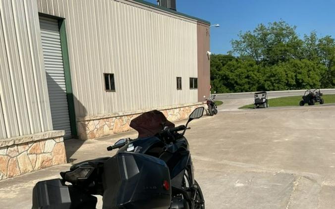 2021 Kawasaki Ninja® 1000 SX