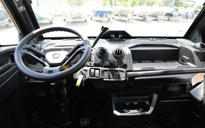2026 Can-Am Defender MAX DPS CAB HD10
