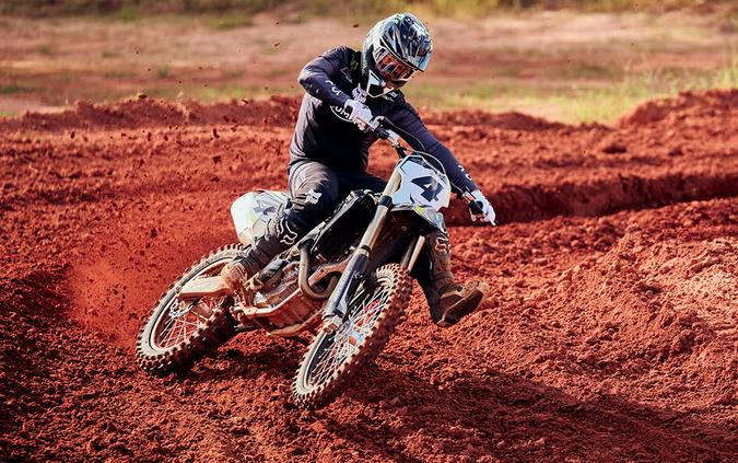 2025 Triumph TF 450-RC Edition