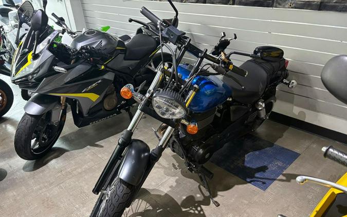 2019 Suzuki Boulevard Suzuki S40