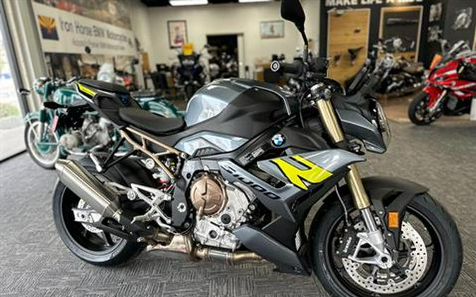 2024 BMW S 1000 R