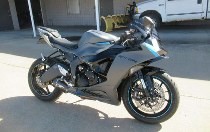 2025 Kawasaki Ninja ZX-6R