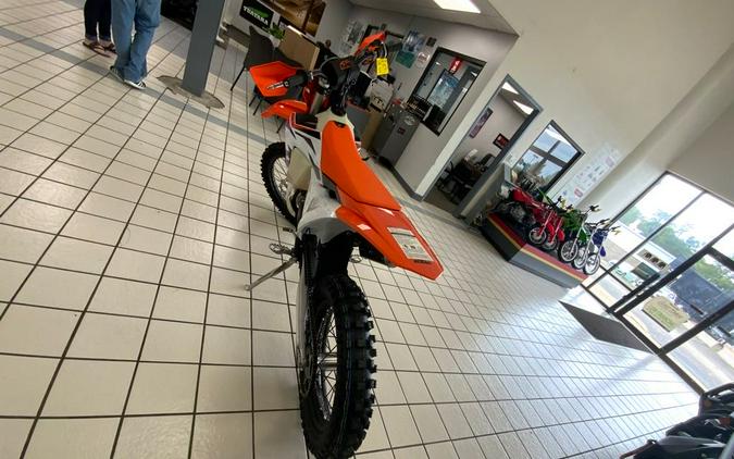 2024 KTM XC 300