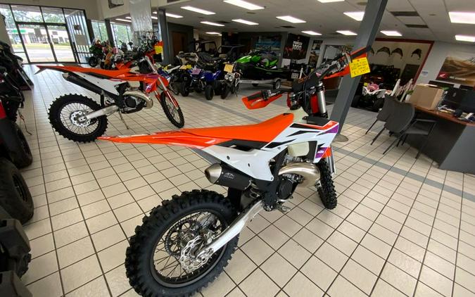 2024 KTM XC 300