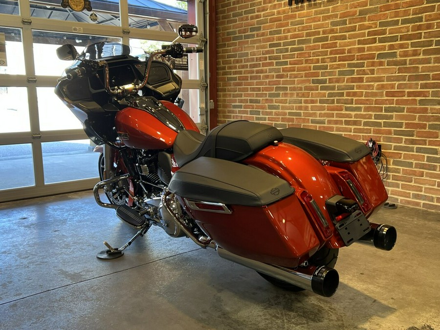 Harley-Davidson® Road Glide® 2024 FLTRX Whiskey Fire
