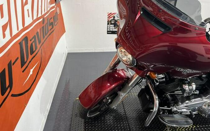 FLHXS 2017 Street Glide Special