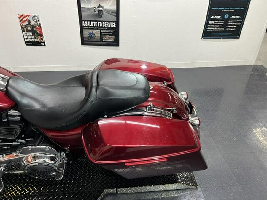 FLHXS 2017 Street Glide Special