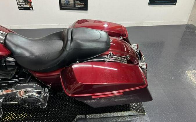 FLHXS 2017 Street Glide Special