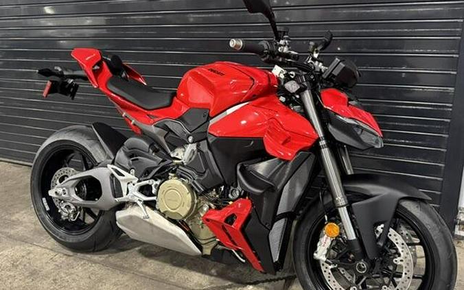 2027 Ducati STREETFIGHTER V4