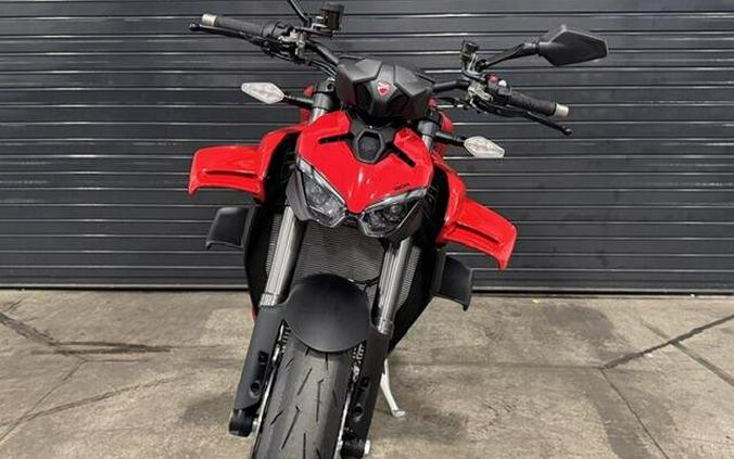 2027 Ducati STREETFIGHTER V4