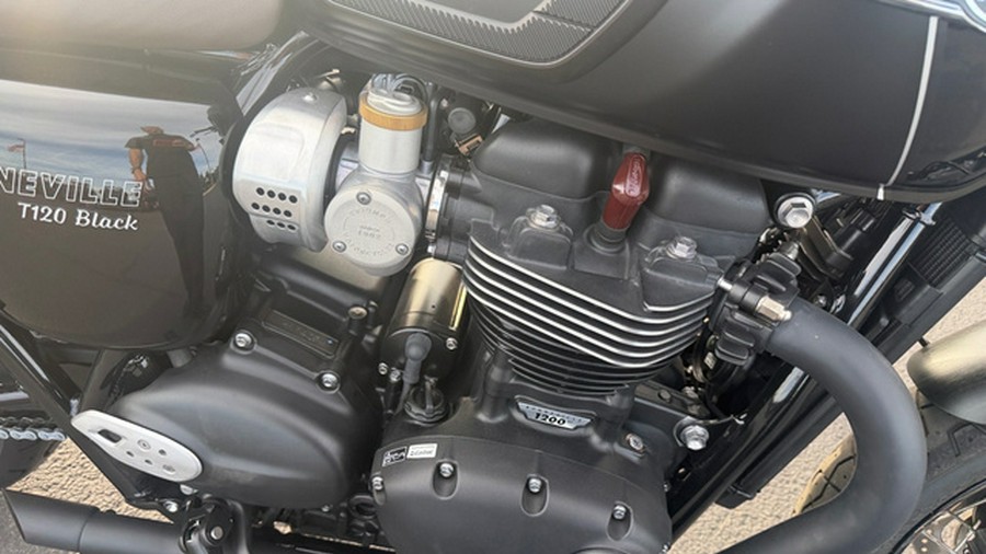 2023 Triumph Bonneville T120 Black