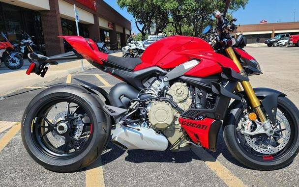 2024 Ducati Streetfighter V4 S Red