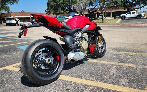 2024 Ducati Streetfighter V4 S Red