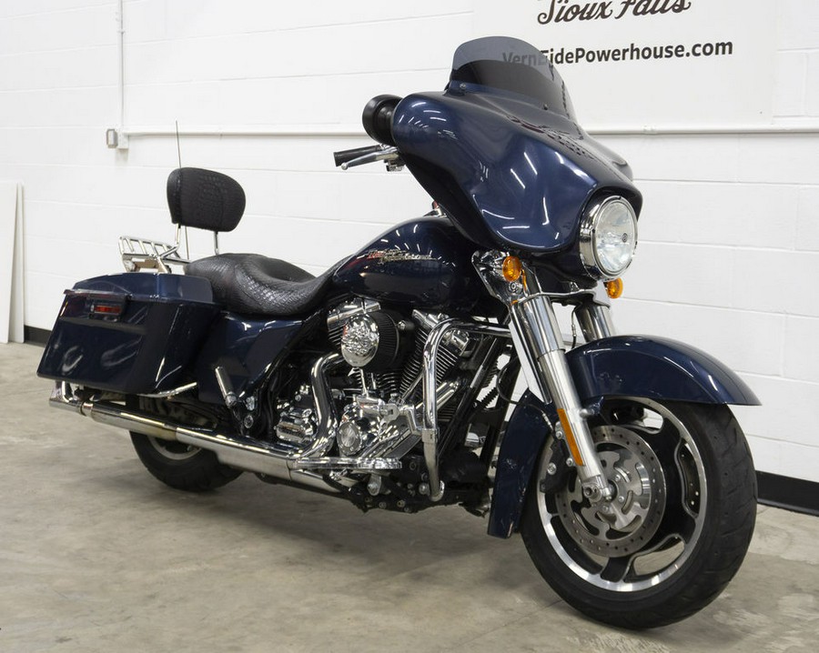 2009 Harley-Davidson® FLHX - Street Glide®