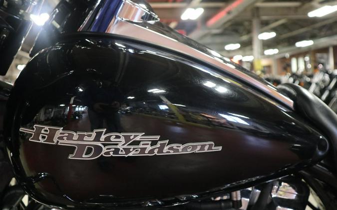 2017 Harley-Davidson Street Glide® Special