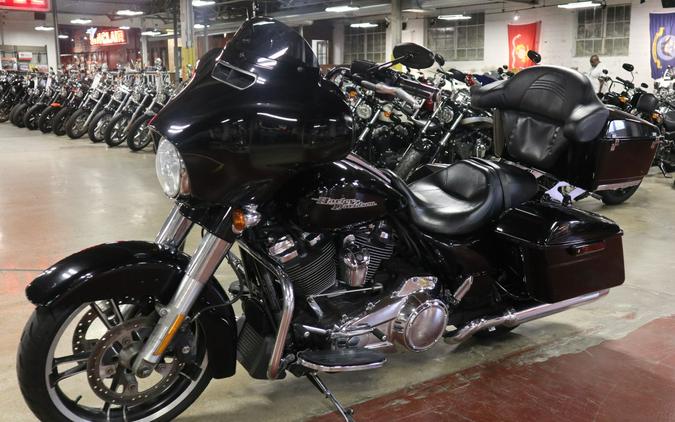 2017 Harley-Davidson Street Glide® Special