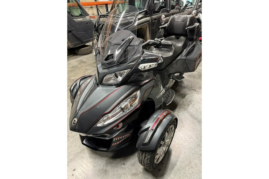 2018 Can-Am Spyder RT Limited SE6 - Chrome Trim
