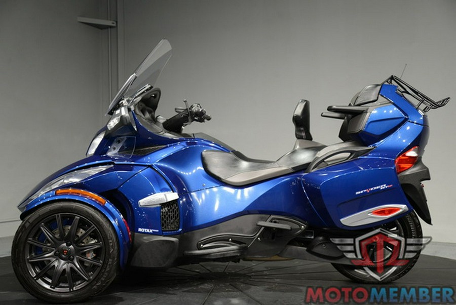 2016 Can-Am Spyder RT 6-Speed Semi-Automatic (SE6)