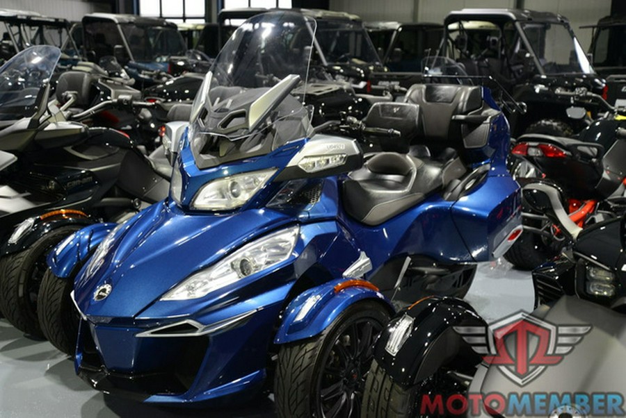 2016 Can-Am Spyder RT 6-Speed Semi-Automatic (SE6)