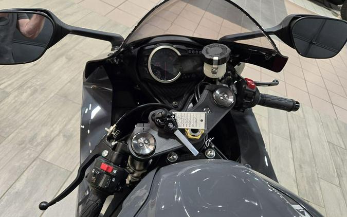 New 2025 SUZUKI GSXR600