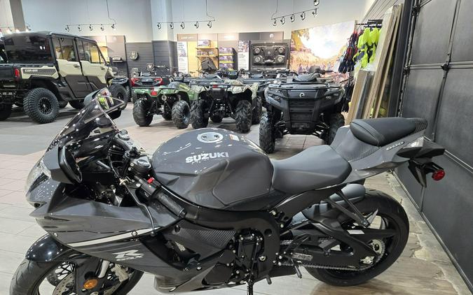 2025 SUZUKI GSXR600