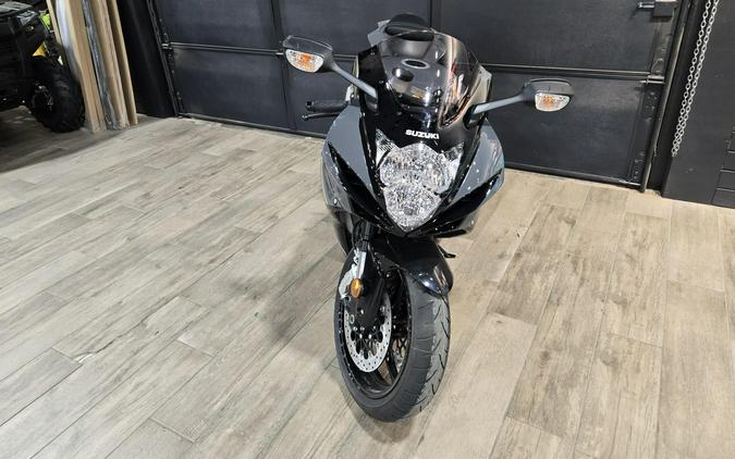 2025 SUZUKI GSXR600