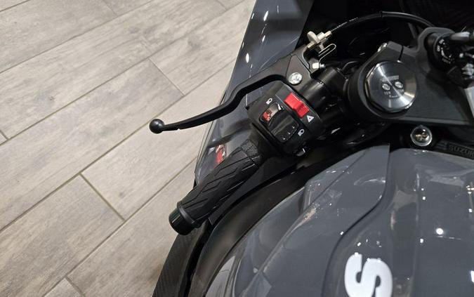 New 2025 SUZUKI GSXR600