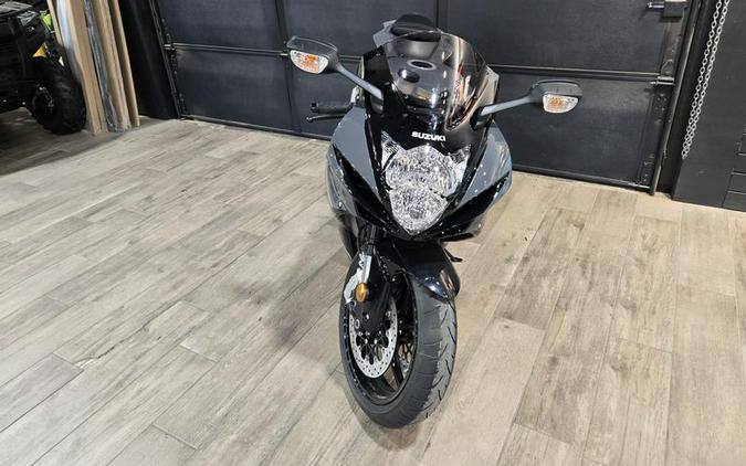 New 2025 SUZUKI GSXR600