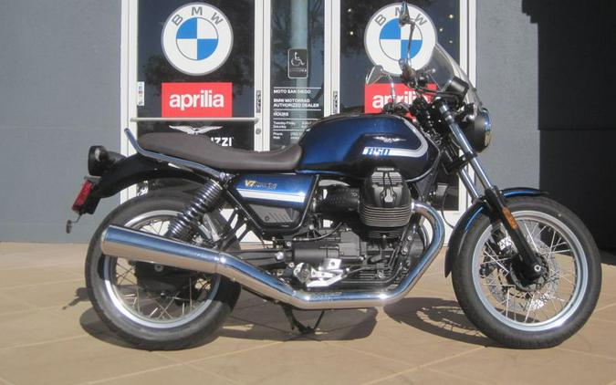 Used 2022 Moto Guzzi V85 TT Travel E5