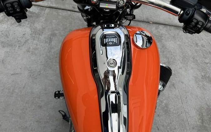 2023 Harley-Davidson® FXBR - Breakout® 117