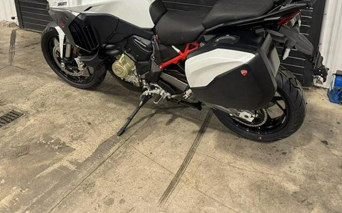 2027 Ducati MULTISTRADA V4S TRAVEL RADAR