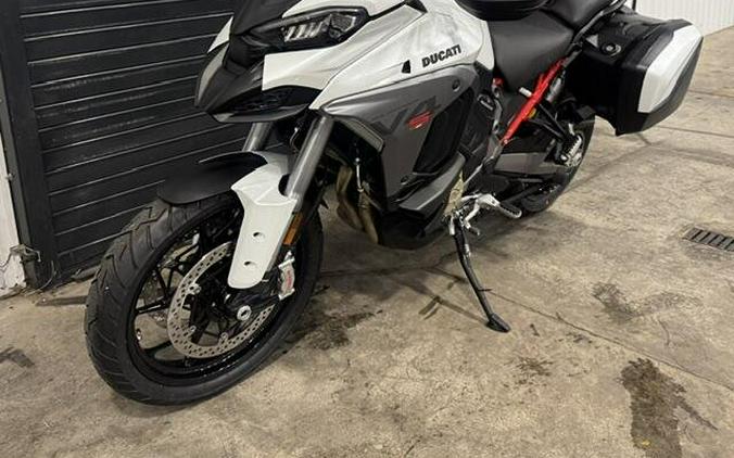 2027 Ducati MULTISTRADA V4S TRAVEL RADAR