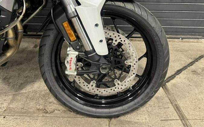 2027 Ducati MULTISTRADA V4S TRAVEL RADAR