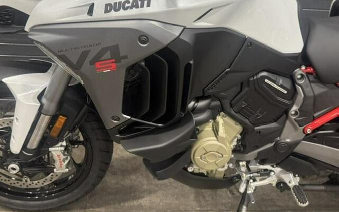 2027 Ducati MULTISTRADA V4S TRAVEL RADAR