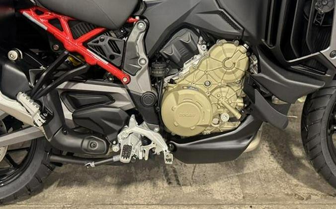 2027 Ducati MULTISTRADA V4S TRAVEL RADAR