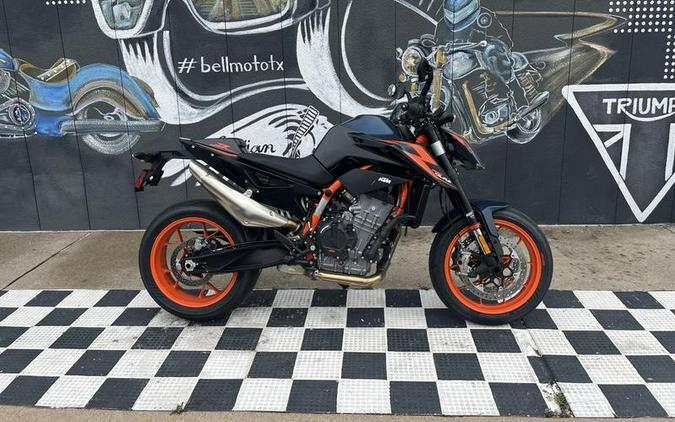 2023 KTM 890 Duke R