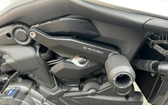 2024 Ducati Monster+ 937